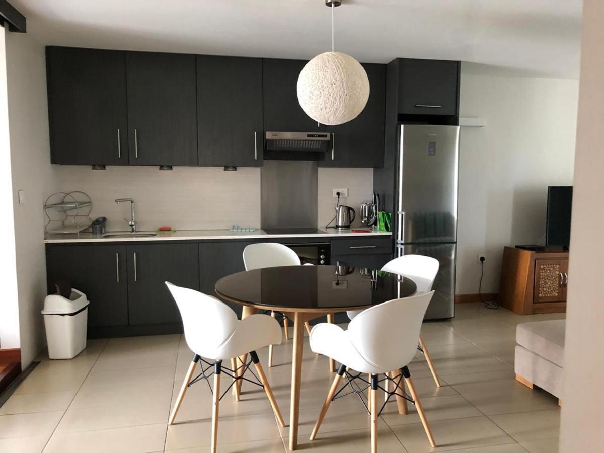 Appartement Cozy Et Elegant A 5 Minutes Des Plages Mont-Choisy Exterior foto